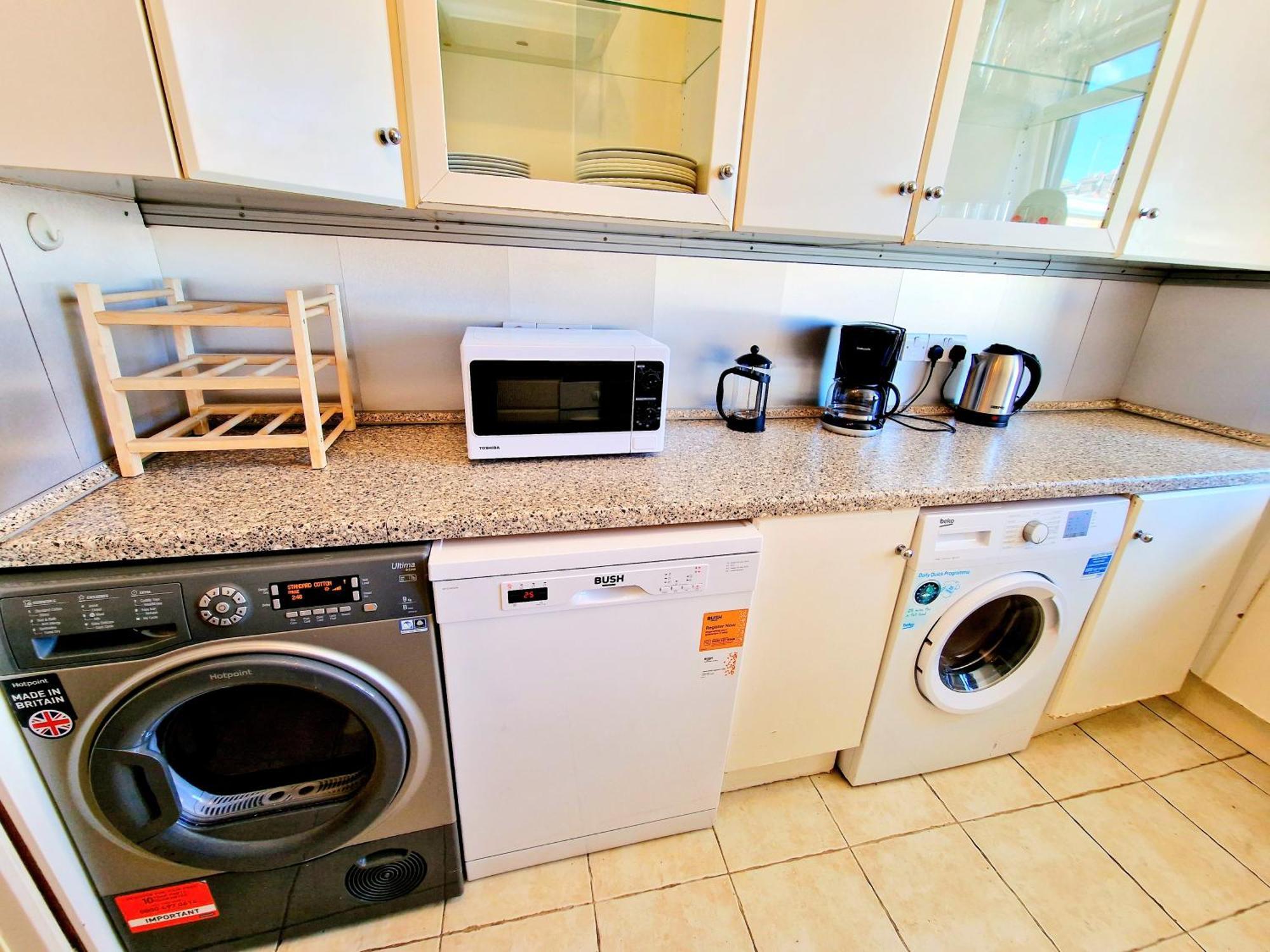 Bright & Spacious Home In Building With Lift, Right Next To Bayswater Station - Walk To Kensington Palace, Hyde Park, Little Venice & Notting Hill Londres Extérieur photo