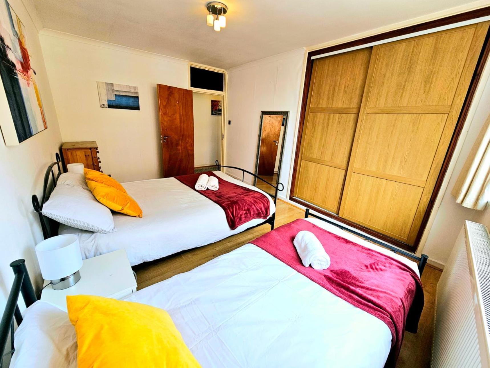 Bright & Spacious Home In Building With Lift, Right Next To Bayswater Station - Walk To Kensington Palace, Hyde Park, Little Venice & Notting Hill Londres Extérieur photo